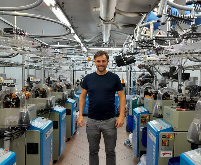 Beispielabbildung „Produktionsmetode“: individuelle Socken nach Kundenauftrag (Custom Socks), kein Katalogprodukt